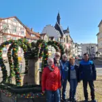 Osterschmuck am Marktplatzbrunnen